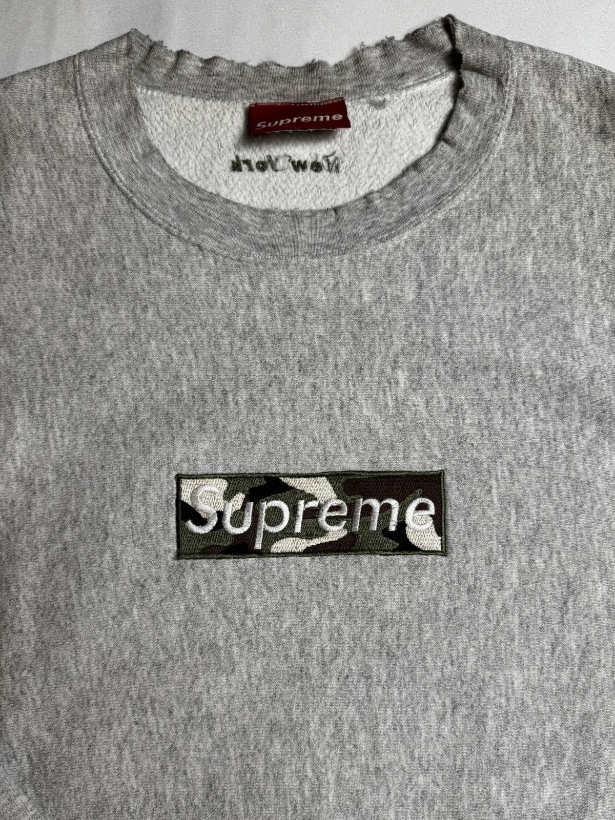 Supreme Supreme 1995 1st Anniversary Camo Box Logo Crewneck Size US XL / EU 56 / 4 - 1 Thumbnail