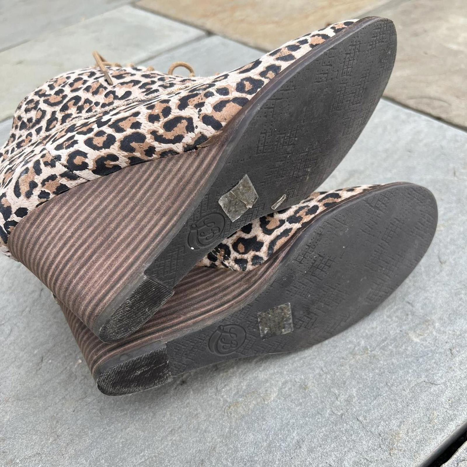 Lucky Brand Leopard Lace Up Wedge Heel Ankle Boots Size US 8 / IT 38 - 5 Thumbnail