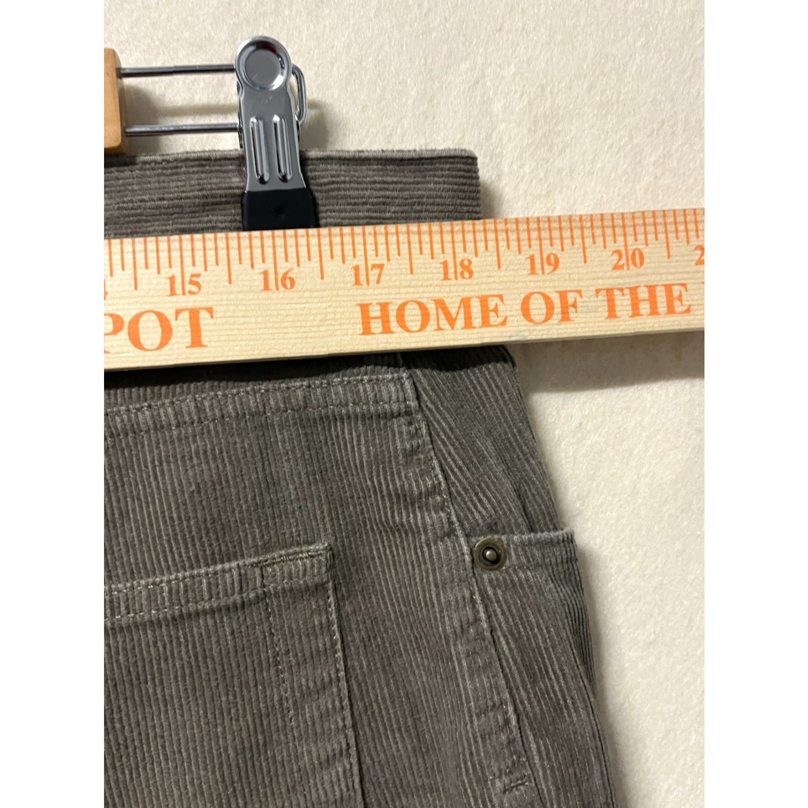 Jos. A. Bank Jos. A. Bank Corduroy Pants Regular Men 36x29 Brown VIP Take It Easy Flat Front Straight Leg Corduroy Preppy Classic Easy Care Size US 36 / EU 52 - 3 Thumbnail