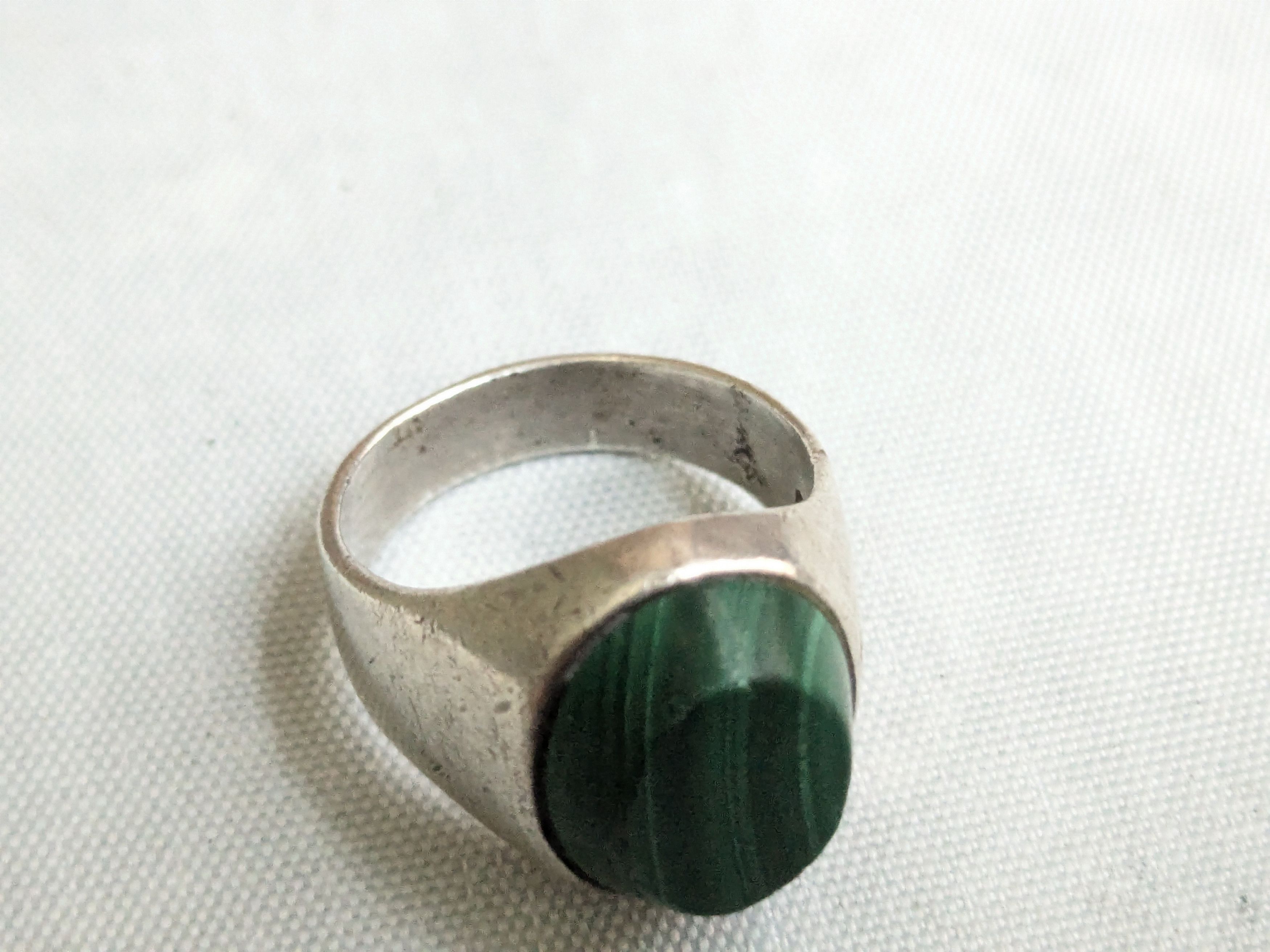 Jewelry Vintage Sterling Silver Ring Malachite Taxco 10 Oval Size ONE SIZE - 7 Thumbnail
