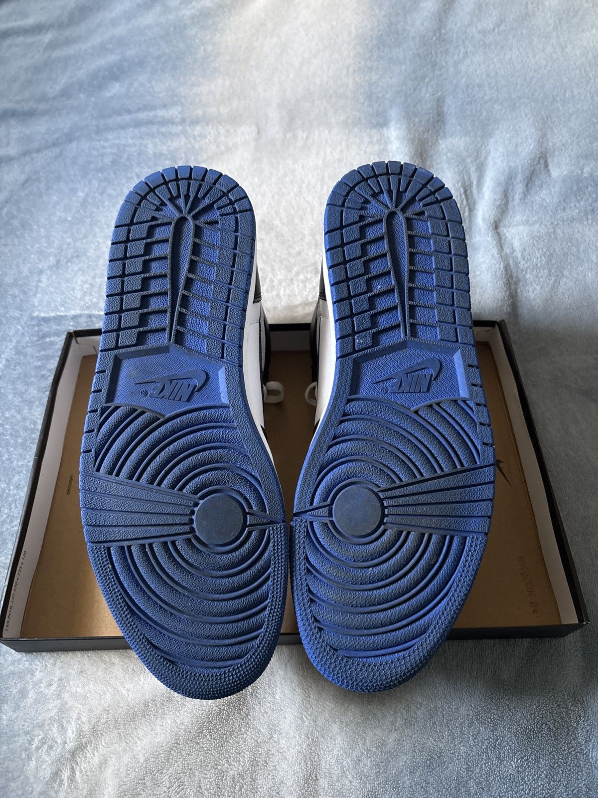 Jordan Brand Air Jordan 1 Retro High Royal Toe Size US 11 / EU 44 - 6 Thumbnail