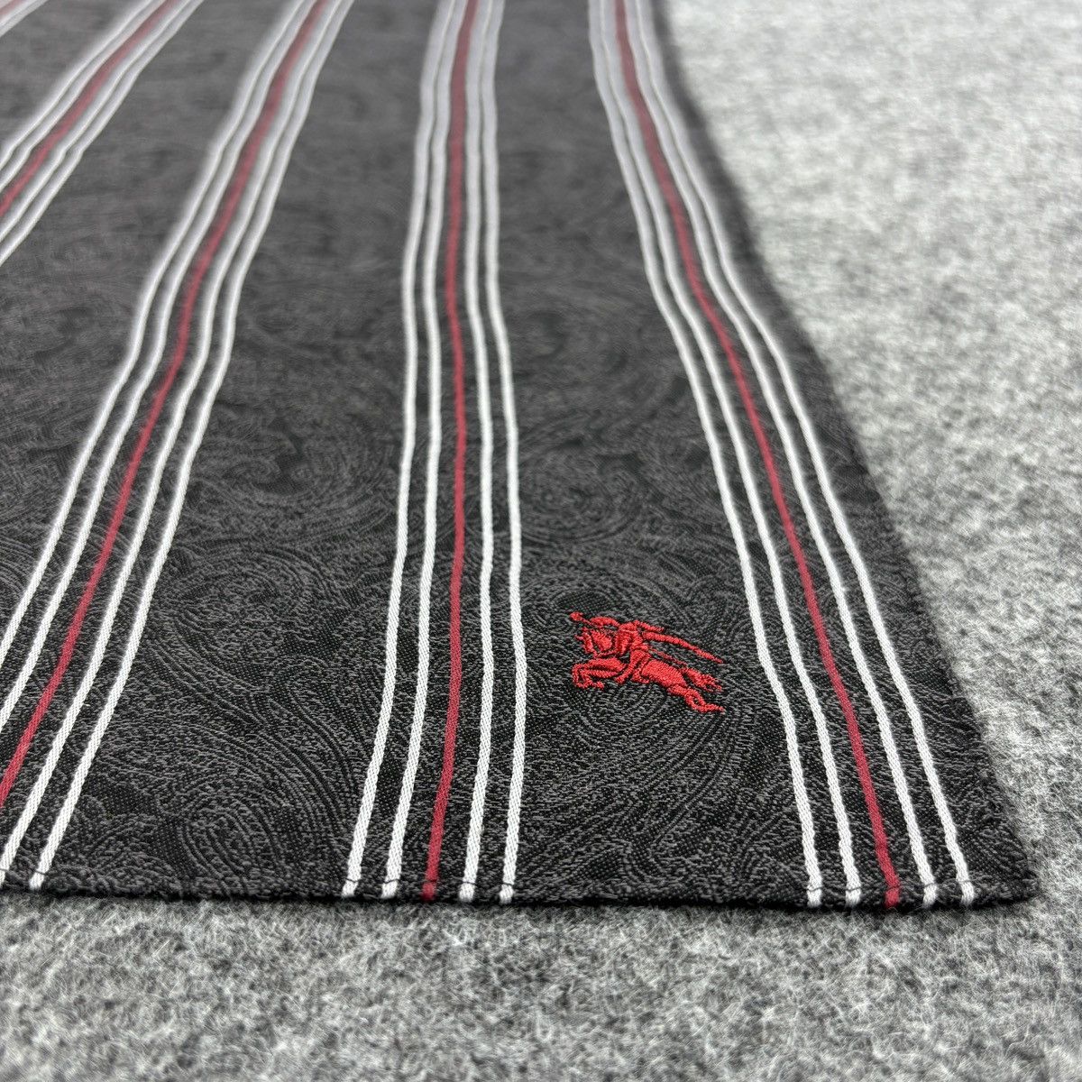 Burberry × Vintage Handkerchief # E018 # Bandana # Neckerchief Size ONE SIZE - 4 Thumbnail