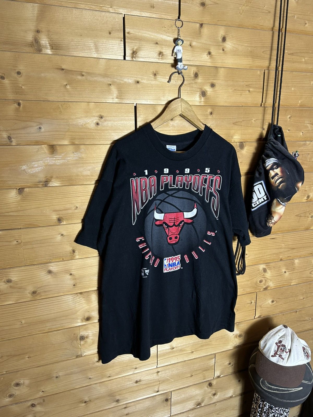 NBA Vintage 1995 Chicago Bulls single stitch t shirt Size US XL / EU 56 / 4 - 2 Thumbnail