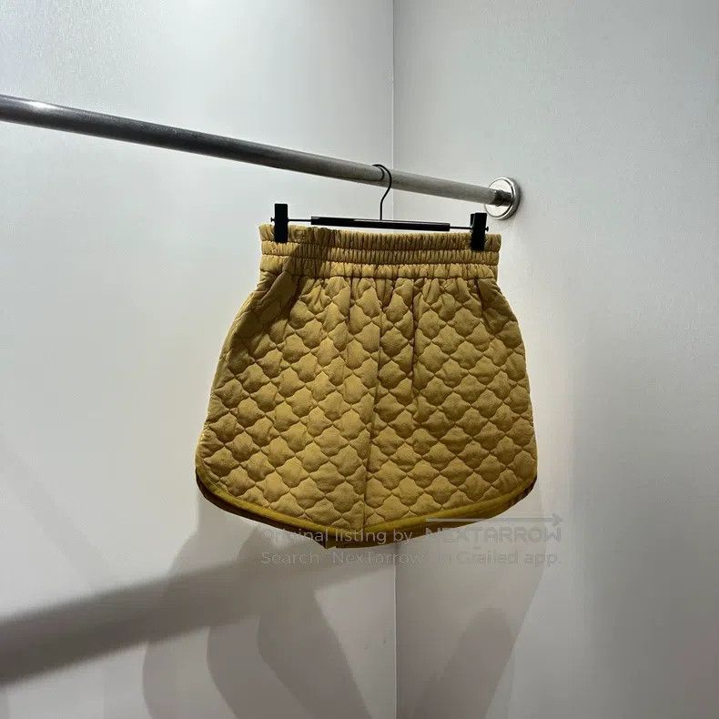 Fendi Fendi Diamond Stitch High Waisted Shorts Size 25" / US 0 / IT 36 - 1 Thumbnail