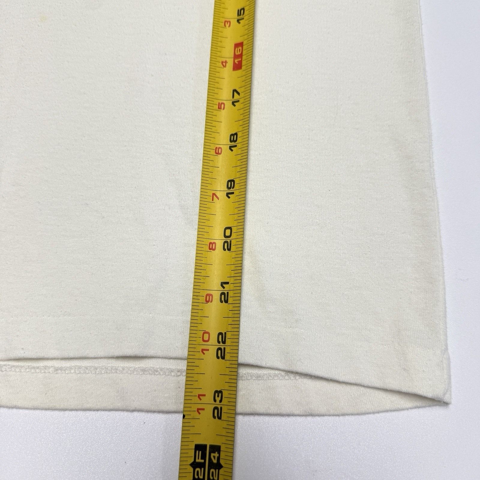 Vintage Vintage 80s Six Flags Magic Mountain T Shirt Hood Long Sleev Size US S / EU 44-46 / 1 - 14 Thumbnail