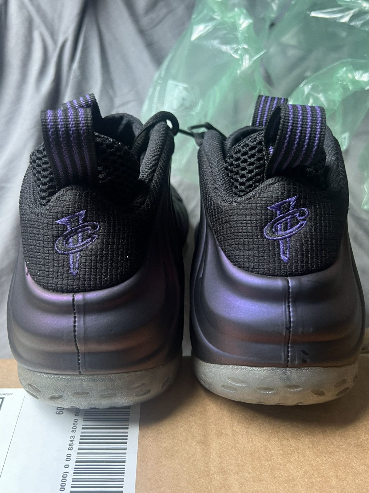 Nike Nike Eggplant Foamposite 2017 Size 12 Size US 12 / EU 45 - 3 Thumbnail