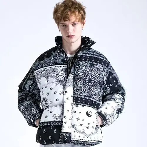 image of Vintage Ying Yang Paisley Bandana Puffer Jacket in White, Men's (Size Medium)