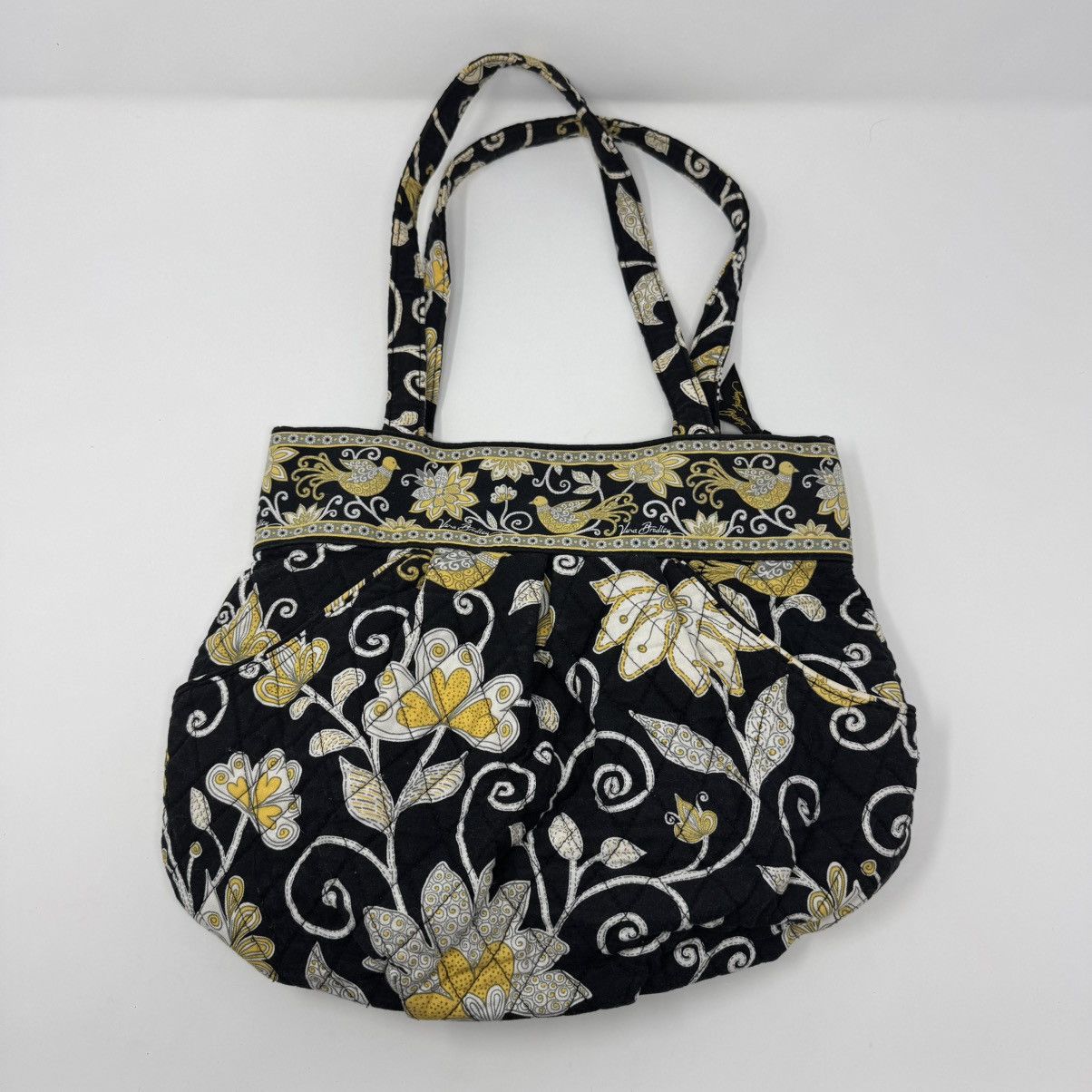 Vera Bradley VERA BRADLEY Yellow Bird Morgan Bucket Purse Zip Retired Size ONE SIZE - 1 Thumbnail