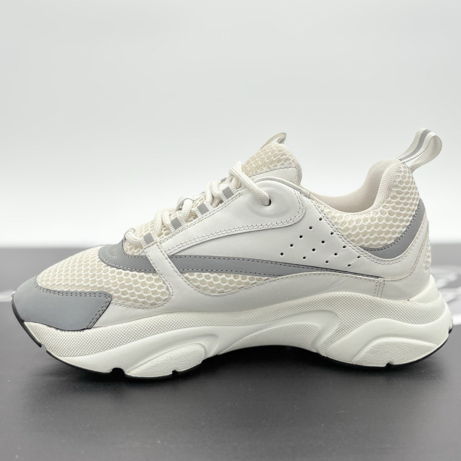 Dior Dior B22 Sneaker ' White Reflective ' | GREAT CONDITION! Size US 7 / EU 40 - 4 Thumbnail