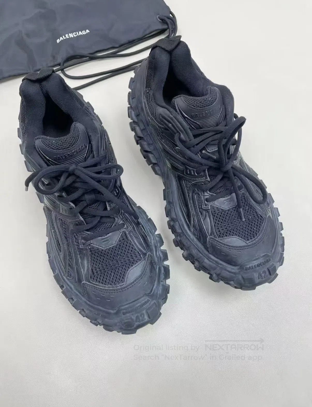 Balenciaga Black Low-Top Sneakers Size 8.5. Size US 8.5 / EU 41-42 - 1 Thumbnail