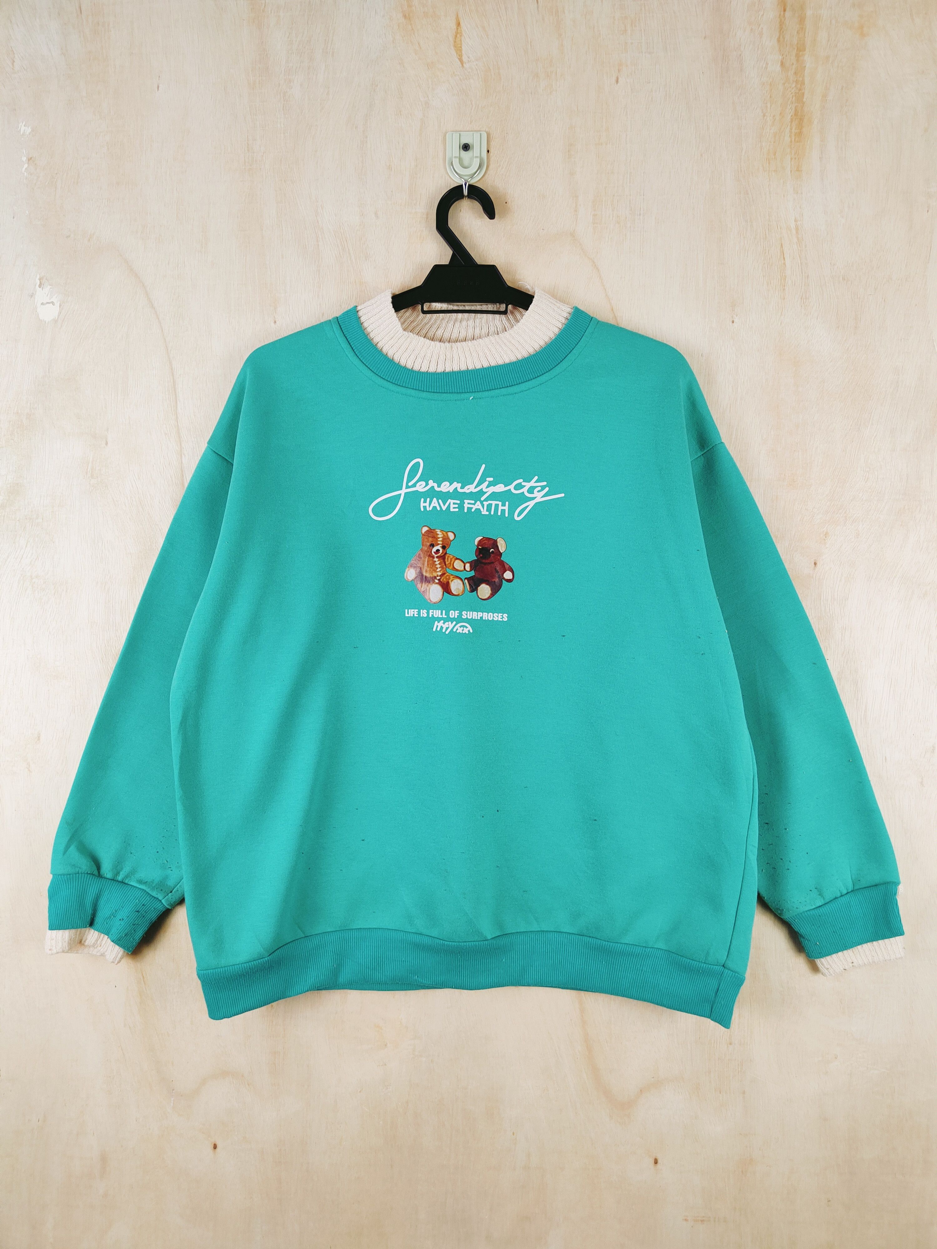 Japanese Brand × Vintage Japanese Brand Turquoise teddy bear Sweatshirts #S2631 Size L / US 10 / IT 46 - 1 Thumbnail