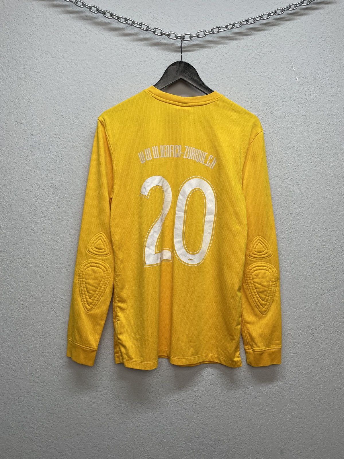Nike Vintage y2k Nike Benfica Long-sleeve Tee Zurich Size US M / EU 48-50 / 2 - 7 Thumbnail