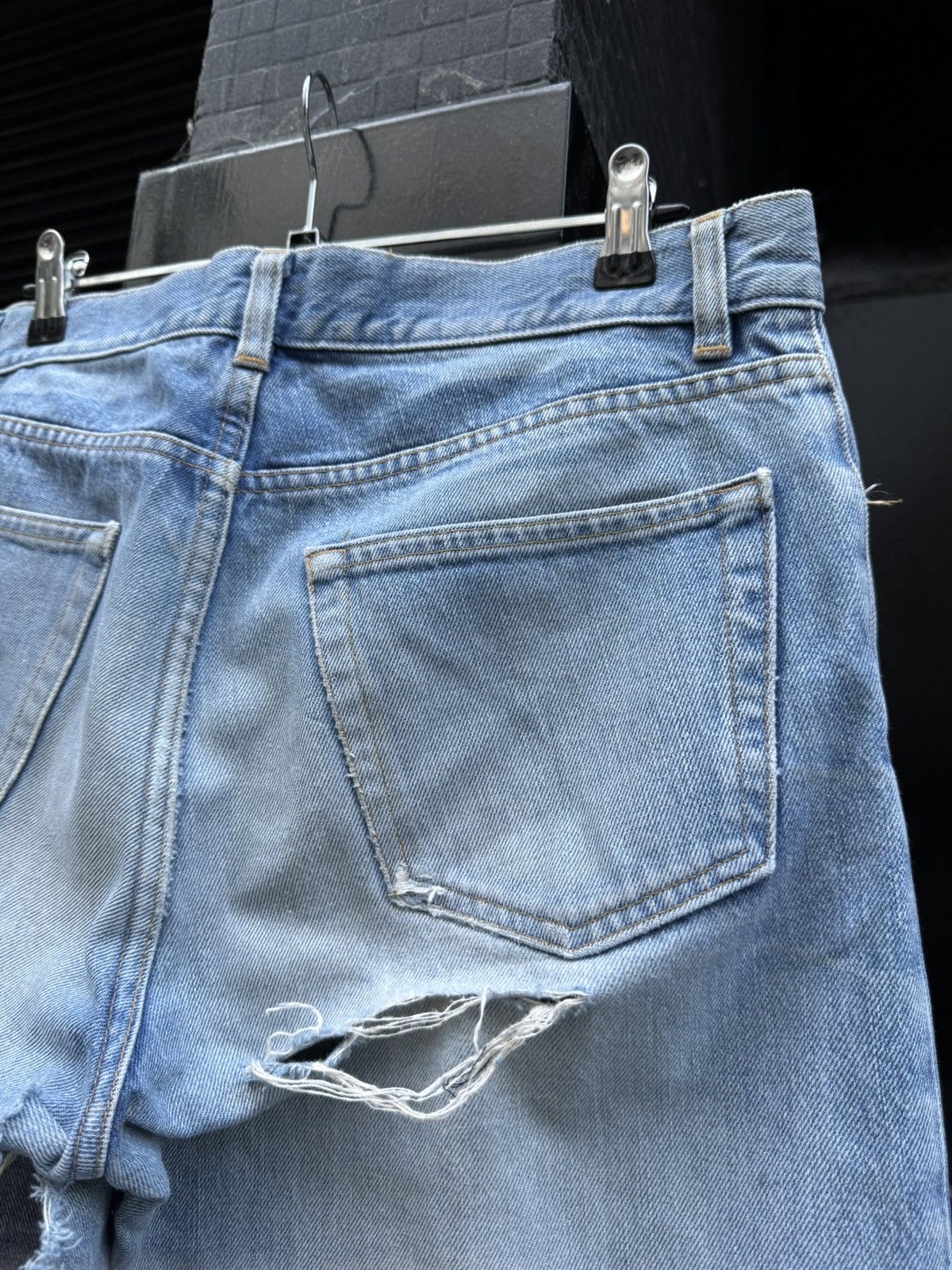 Helmut Lang Helmut Lang 2000 Silver Painter Thrashed Classic Cut Denim Size US 32 / EU 48 - 10 Thumbnail