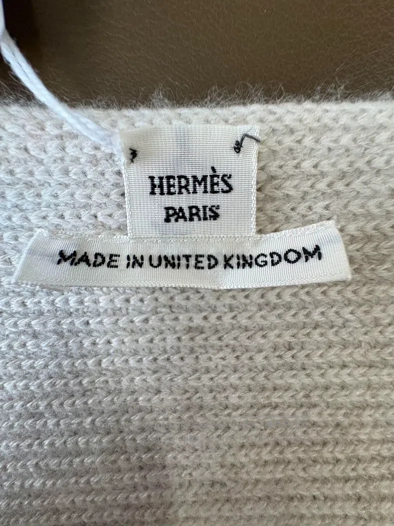 Hermes Hermes Oatmeal Cashmere Shawl Knit Cardigan Size XXS / US 00 / IT 34 - 3 Thumbnail