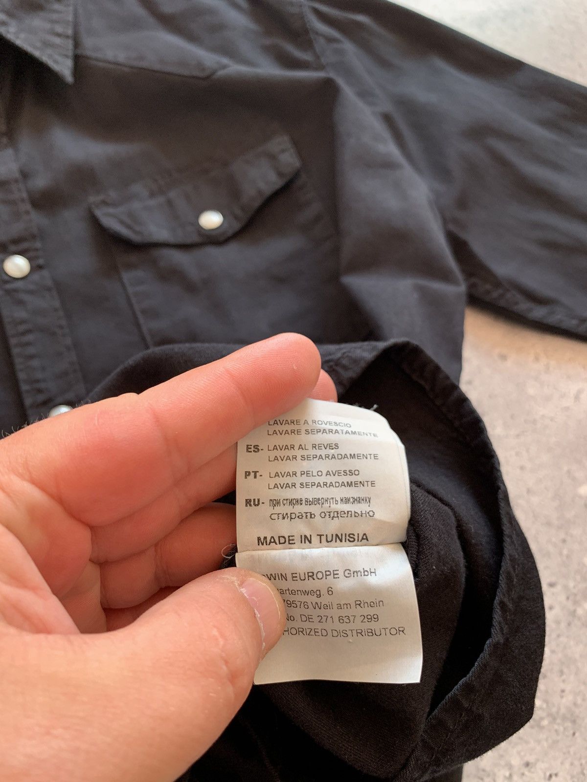Edwin Vintage Edwin Black Button Up Shirt Japanese Brand L Size Size US L / EU 52-54 / 3 - 7 Thumbnail