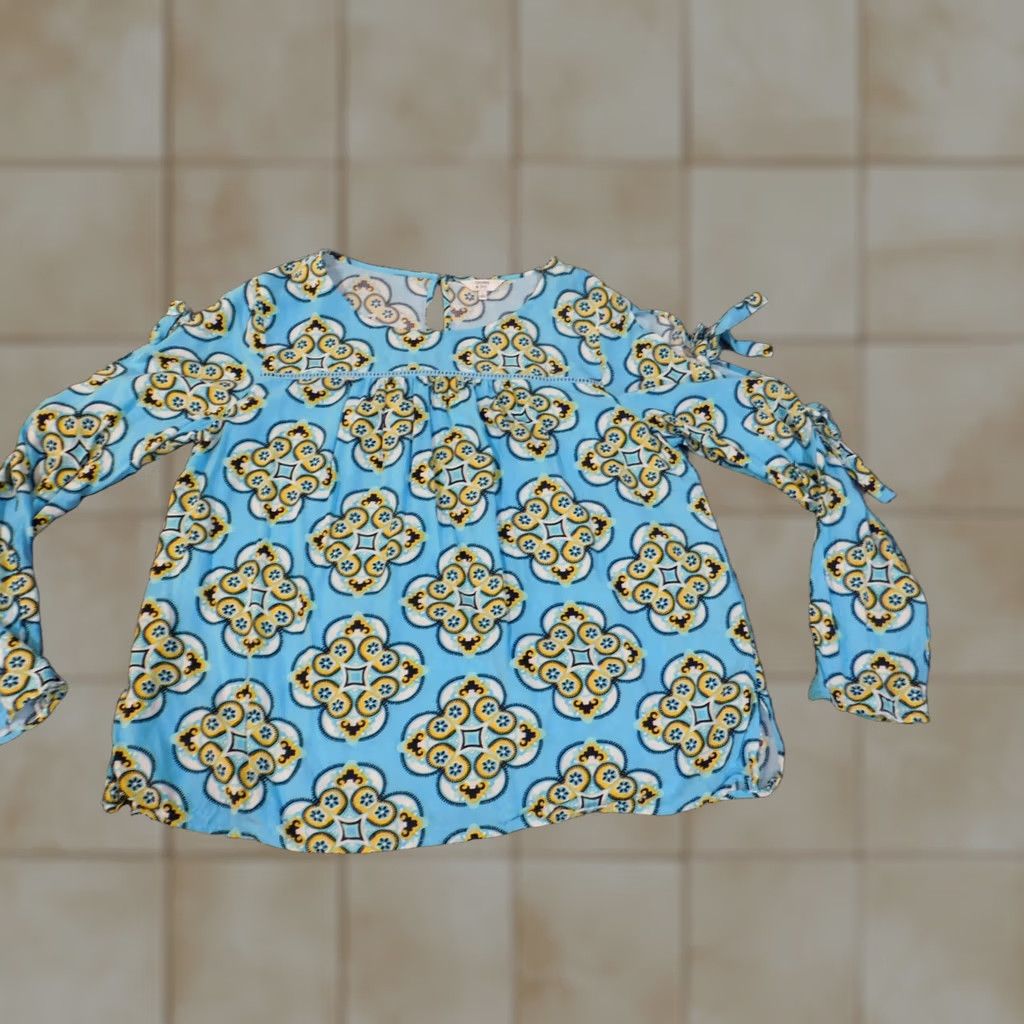 Vintage Crown & Ivy blouse Geometric Rayon Button Long Sleeve Round Neck Blue L Womens Regular fit, Pullover blouse Size L / US 10 / IT 46 - 1 Thumbnail
