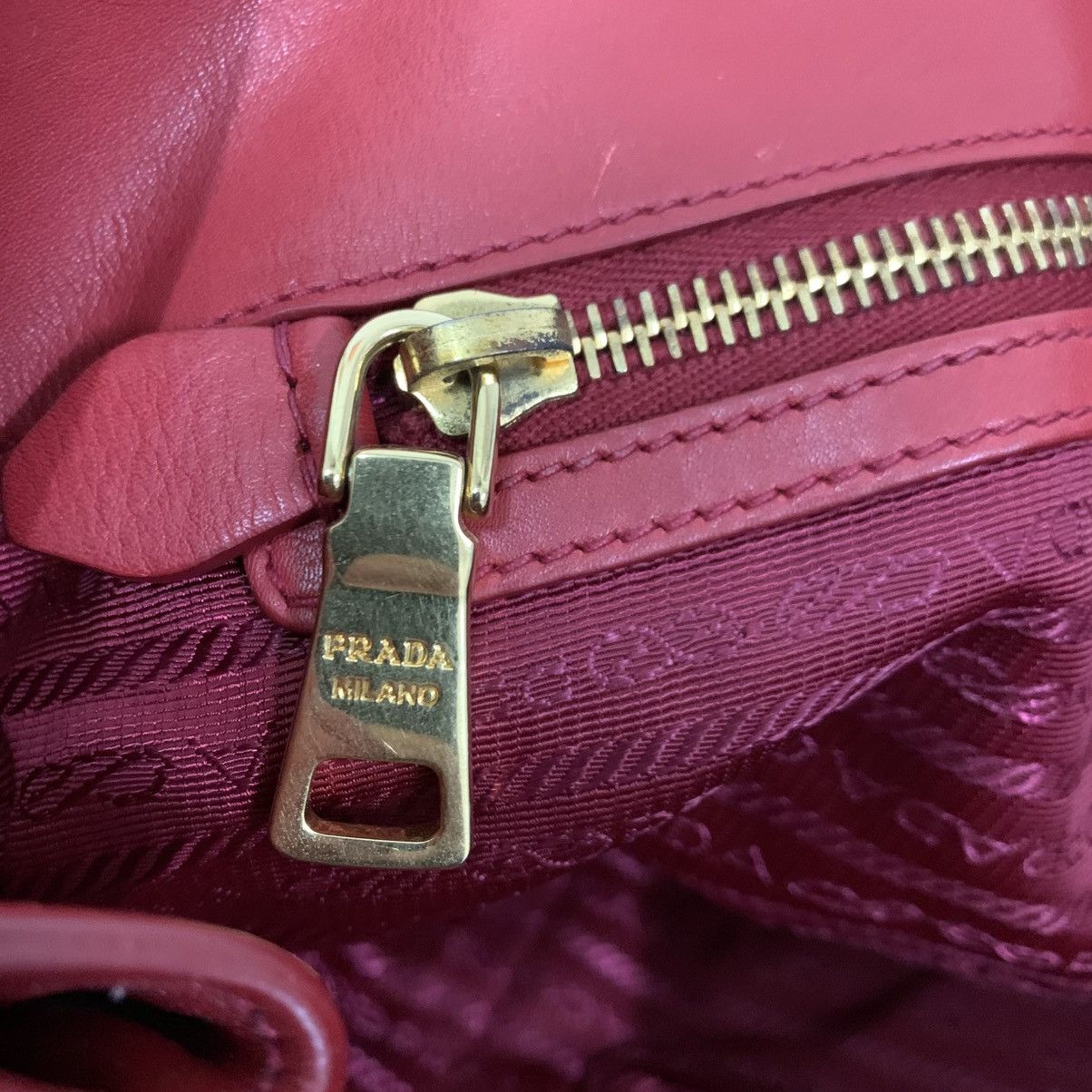 Prada Prada Red Leather Shoulder Bag Size ONE SIZE - 13 Thumbnail