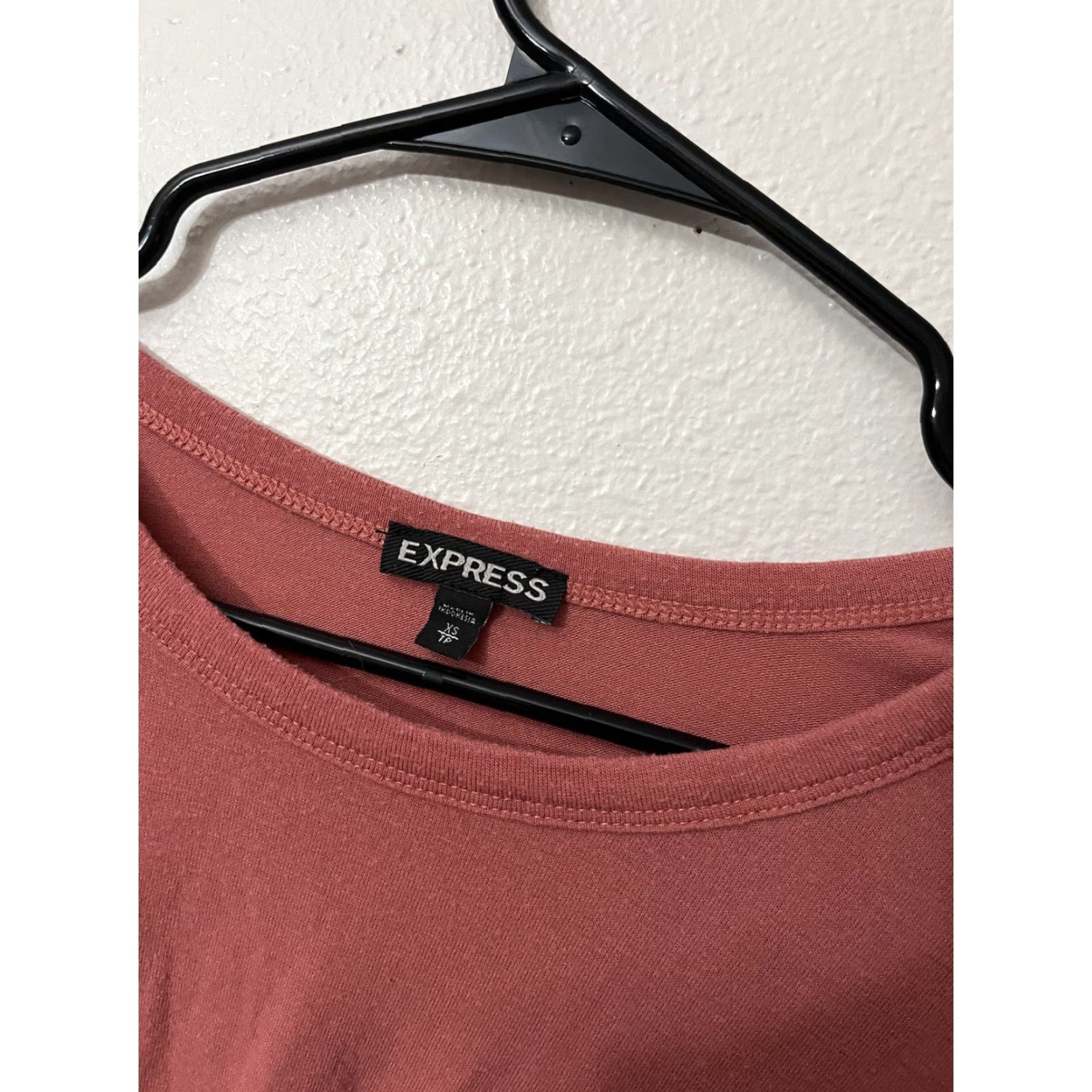 Express EXPRESS TEE Shirt XS Pink Round Neck Women Stretch Size XS / US 0-2 / IT 36-38 - 2 Thumbnail