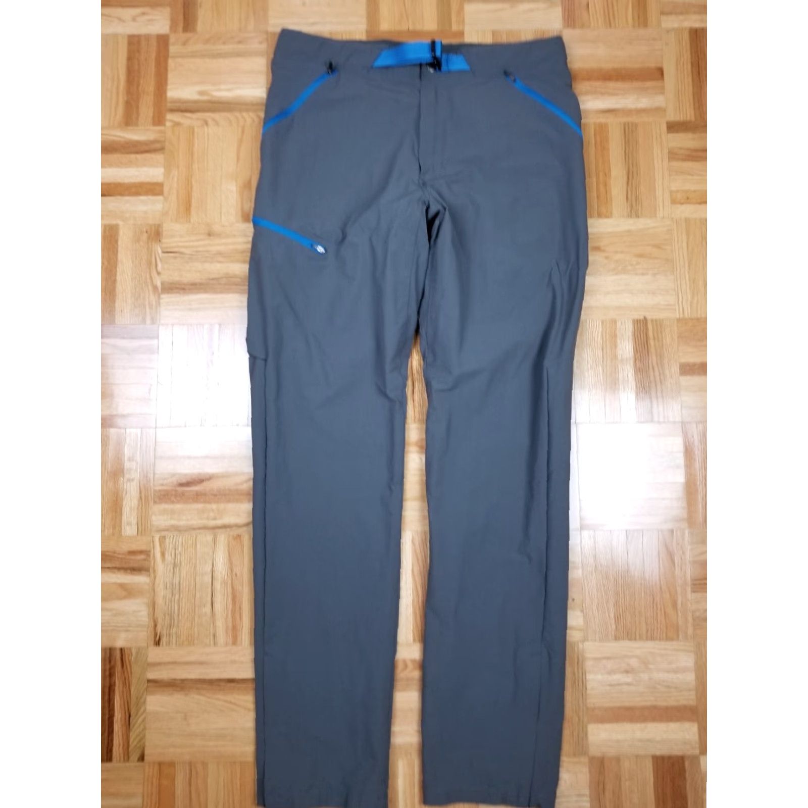 Patagonia Patagonia Gray Point Peak Trail Pants Mens 34 Athletic Cotton Denim Belted 33 Inseam 33 Inside Leg 43 Out Side Leg 200 characters max Size US 34 / EU 50 - 2 Thumbnail