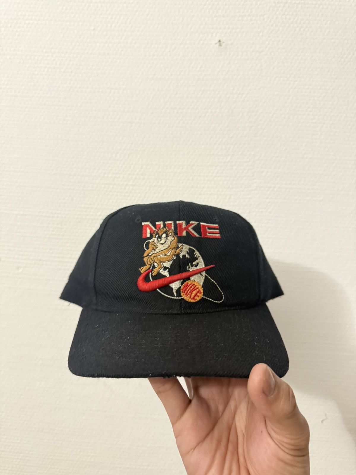 Nike Vintage Nike X Tazzmanian 90s snapback Size ONE SIZE - 1 Thumbnail