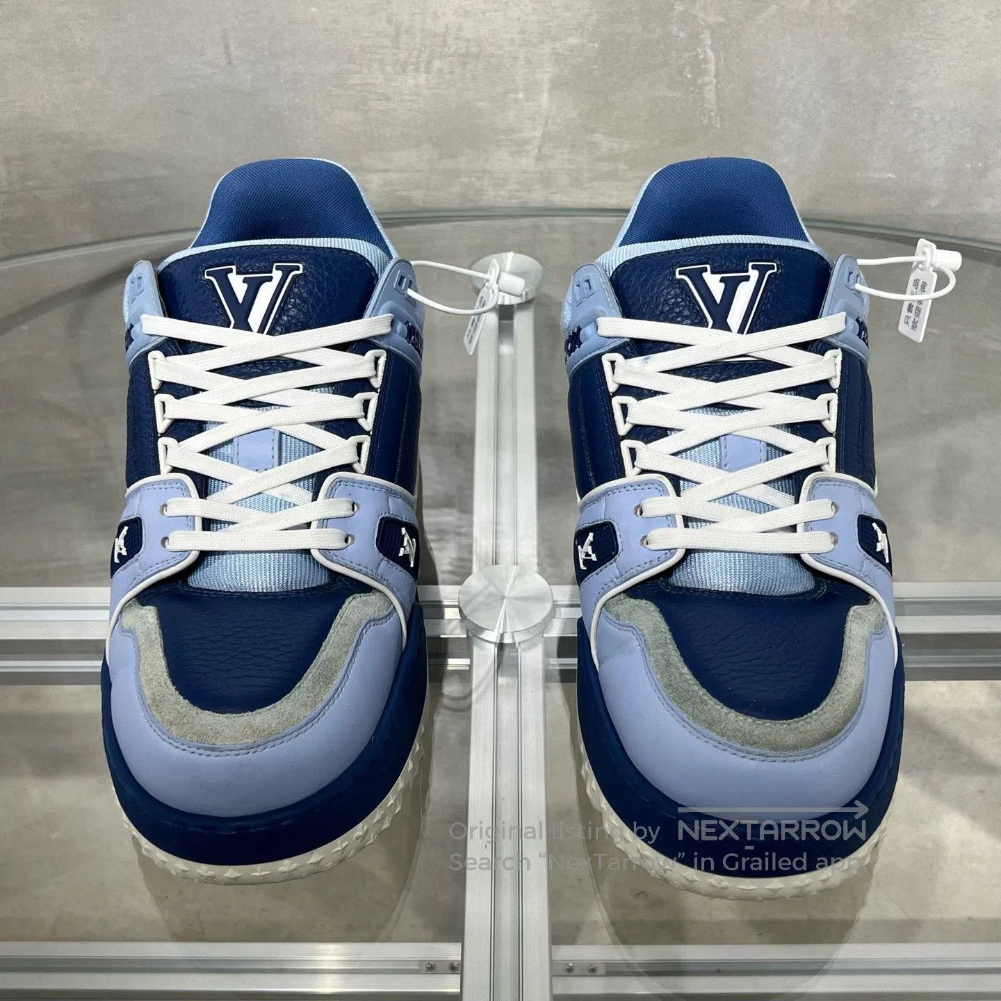 Louis Vuitton Louis Vuitton Trainer Gradient Blue Lipstick shoes Size US 7.5 / EU 40-41 - 2 Thumbnail