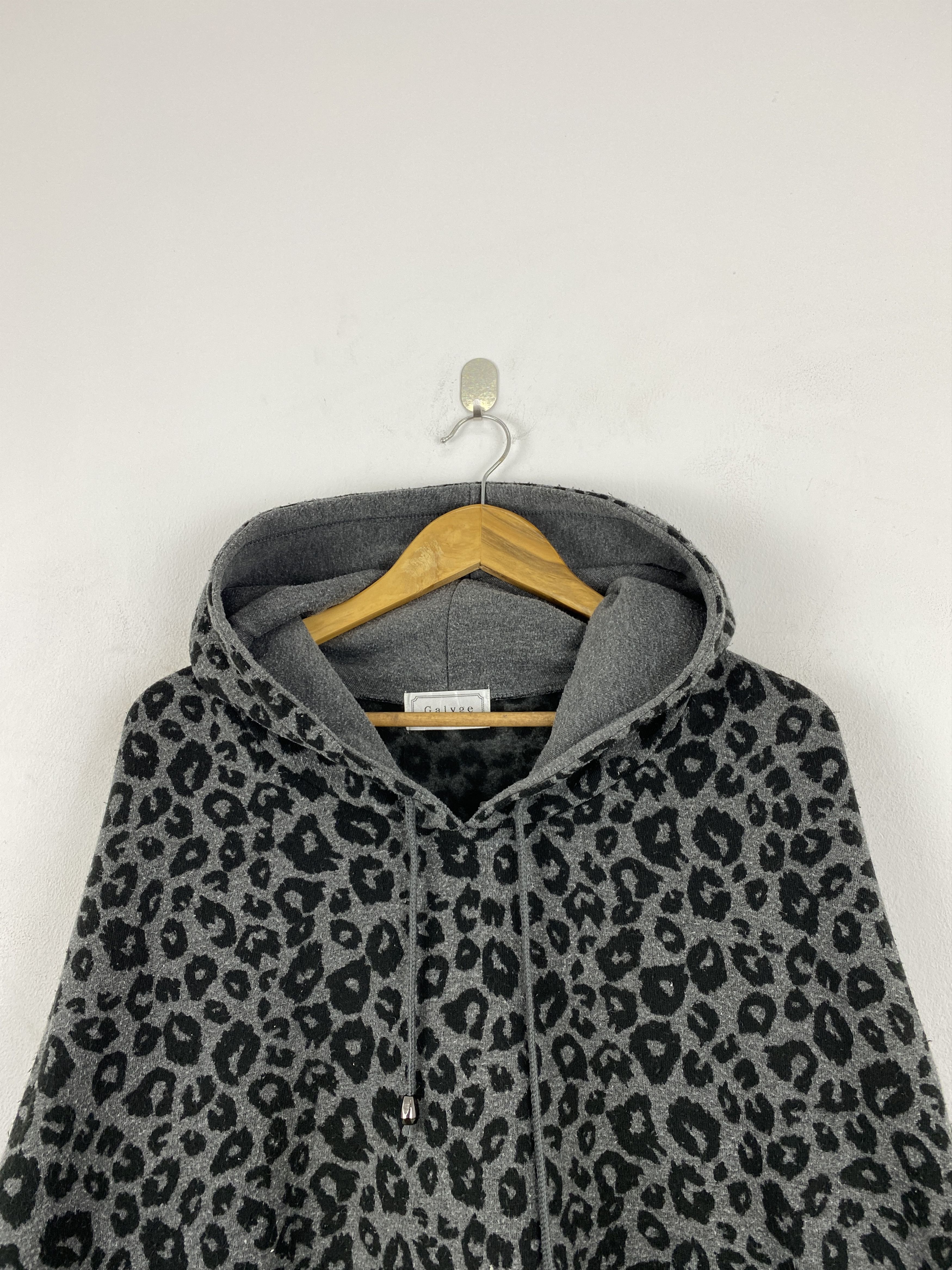 Japanese Brand Vintage Japanese Brand Leopard Print Pullover Jacket JA0174 Size US L / EU 52-54 / 3 - 3 Thumbnail