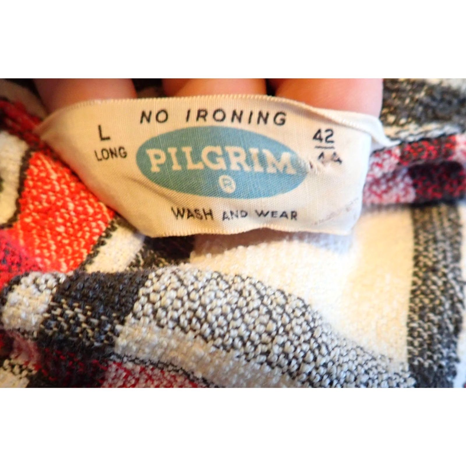Vintage VINTAGE Pilgrim Sears Bath Robe Men’s Adult Large Plaid Belted Nubby Terry Cloth Fall Winter 50s 60s Size US L / EU 52-54 / 3 - 3 Thumbnail