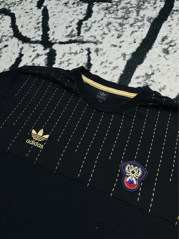 Adidas Poccnr Adidas Russia football jersey black gold M Size US M / EU 48-50 / 2 - 3 Thumbnail
