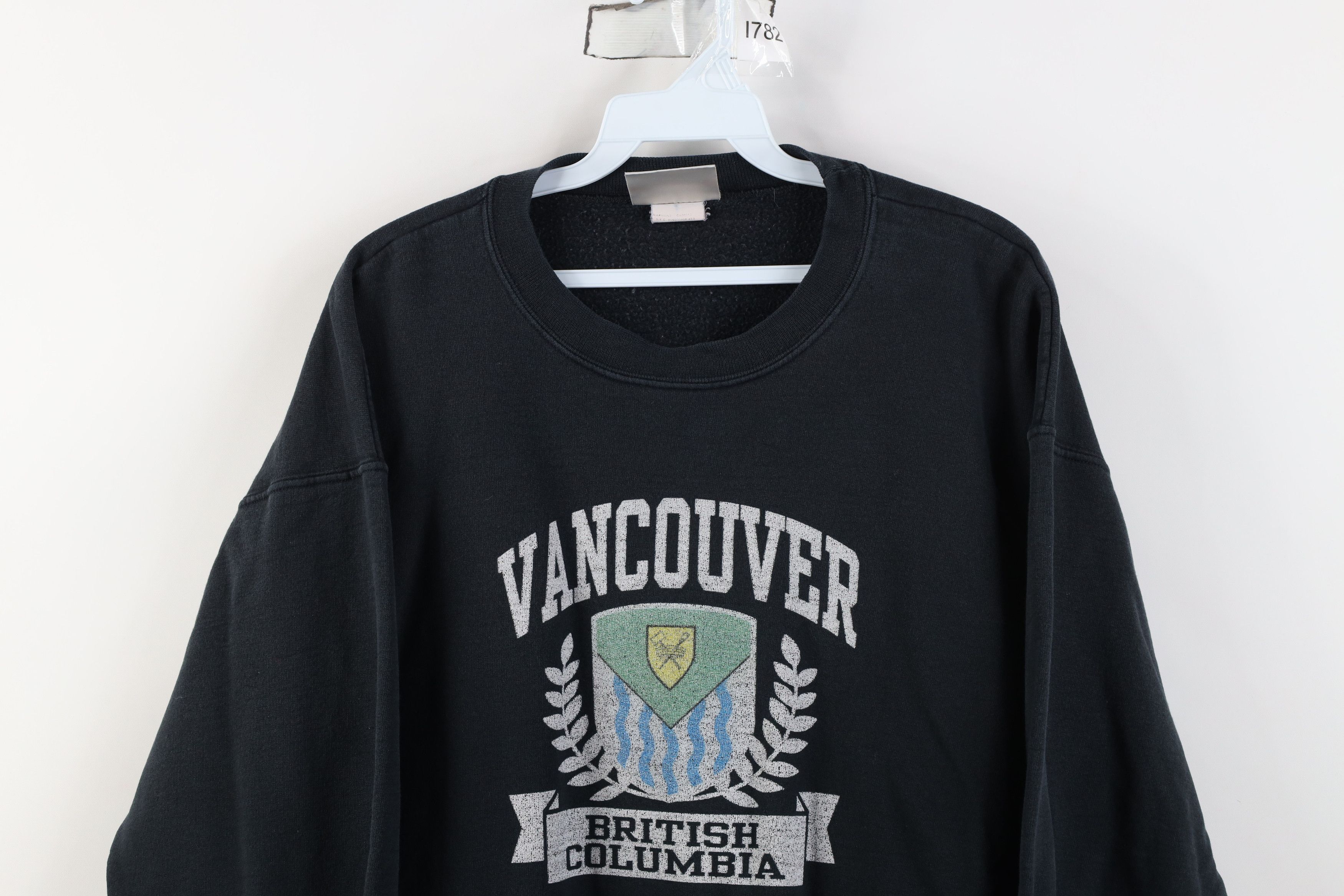 Vintage Vintage 90s Streetwear Vancouver British Columbia Sweatshirt Size US M / EU 48-50 / 2 - 2 Thumbnail