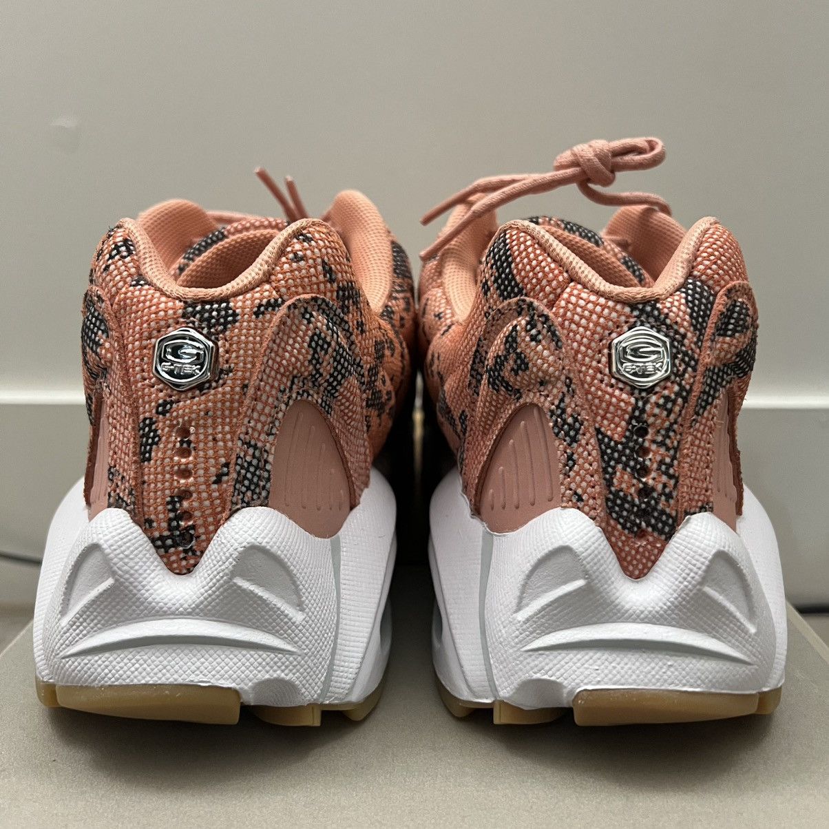 NOCTA × Nike Drake Nike Nocta Hot Step Air Terra Snakeskin Pink Quartz Size US 10 / EU 43 - 5 Thumbnail