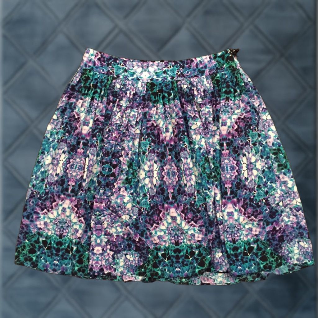 Liz Claiborne Liz Claiborne Skirt Knee Length Womens 10 Blue Geometric Pleated Lined Polyester Size 32" / US 10 / IT 46 - 1 Thumbnail