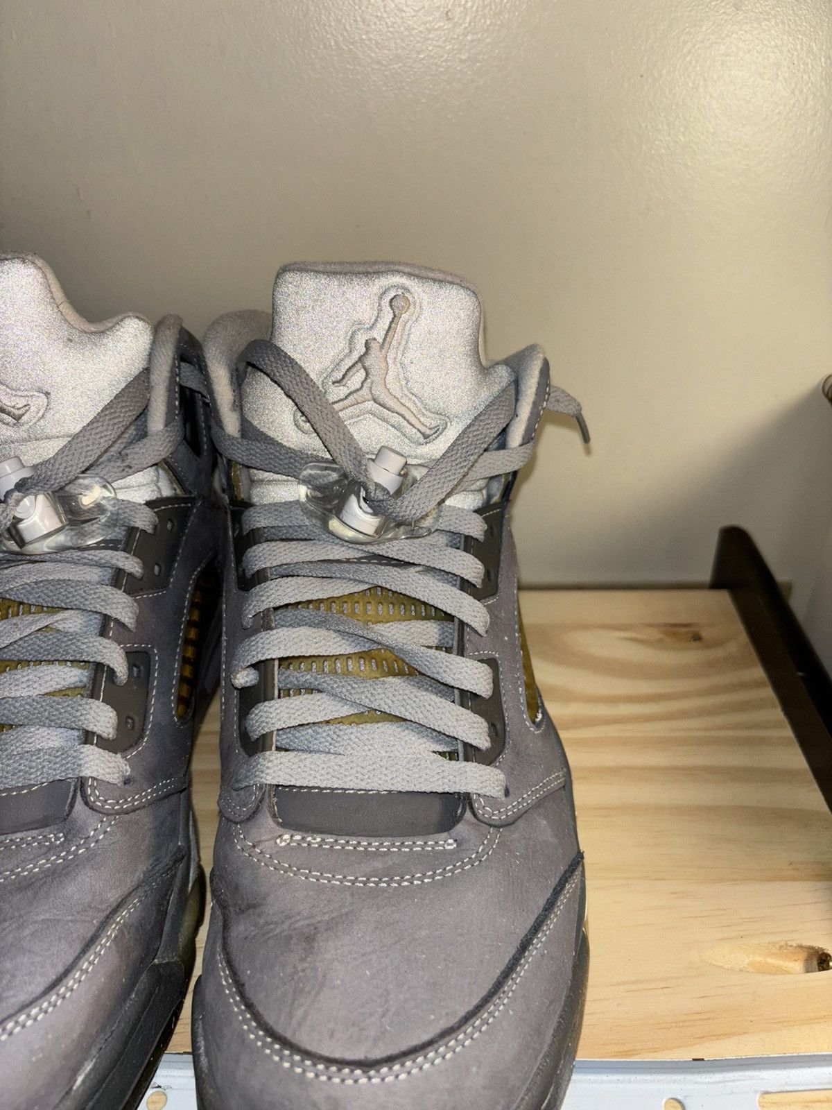Jordan Brand Jordan 5 Wolf Grey Size US 9.5 / EU 42-43 - 4 Thumbnail