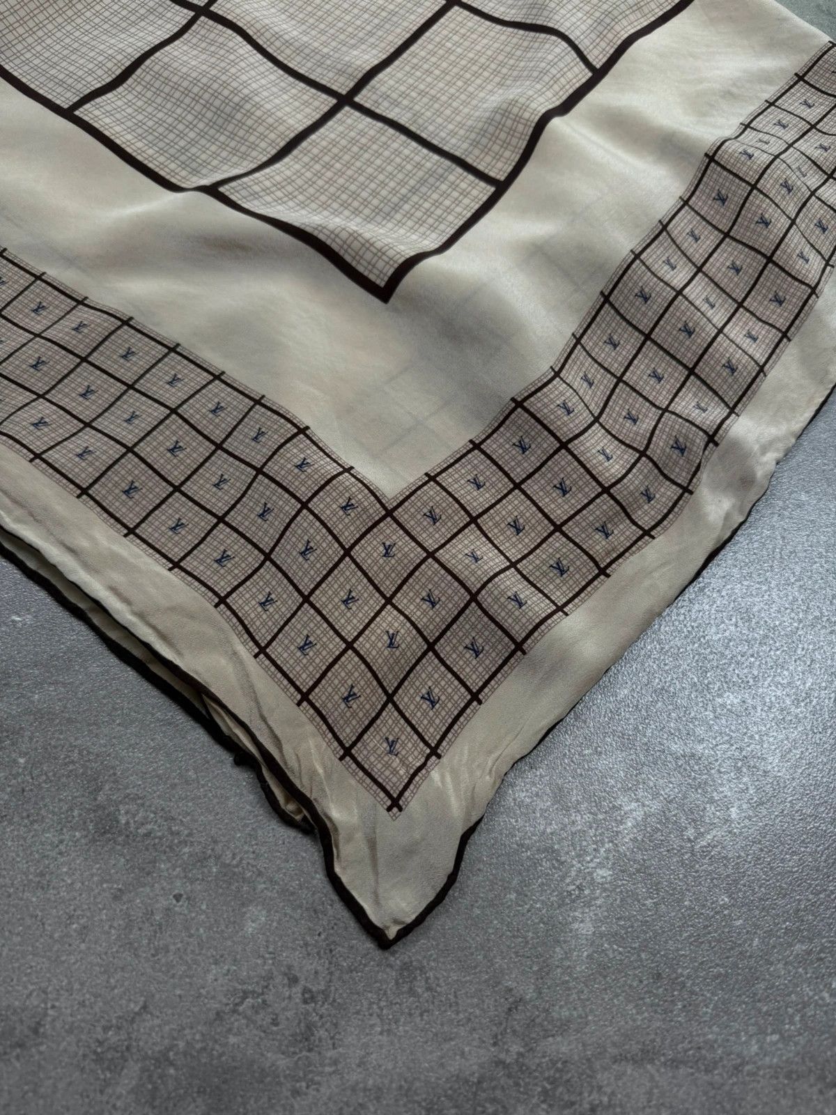 Louis Vuitton Louis Vuitton scarf vintage old money luxury 90s 1990s Size ONE SIZE - 6 Thumbnail