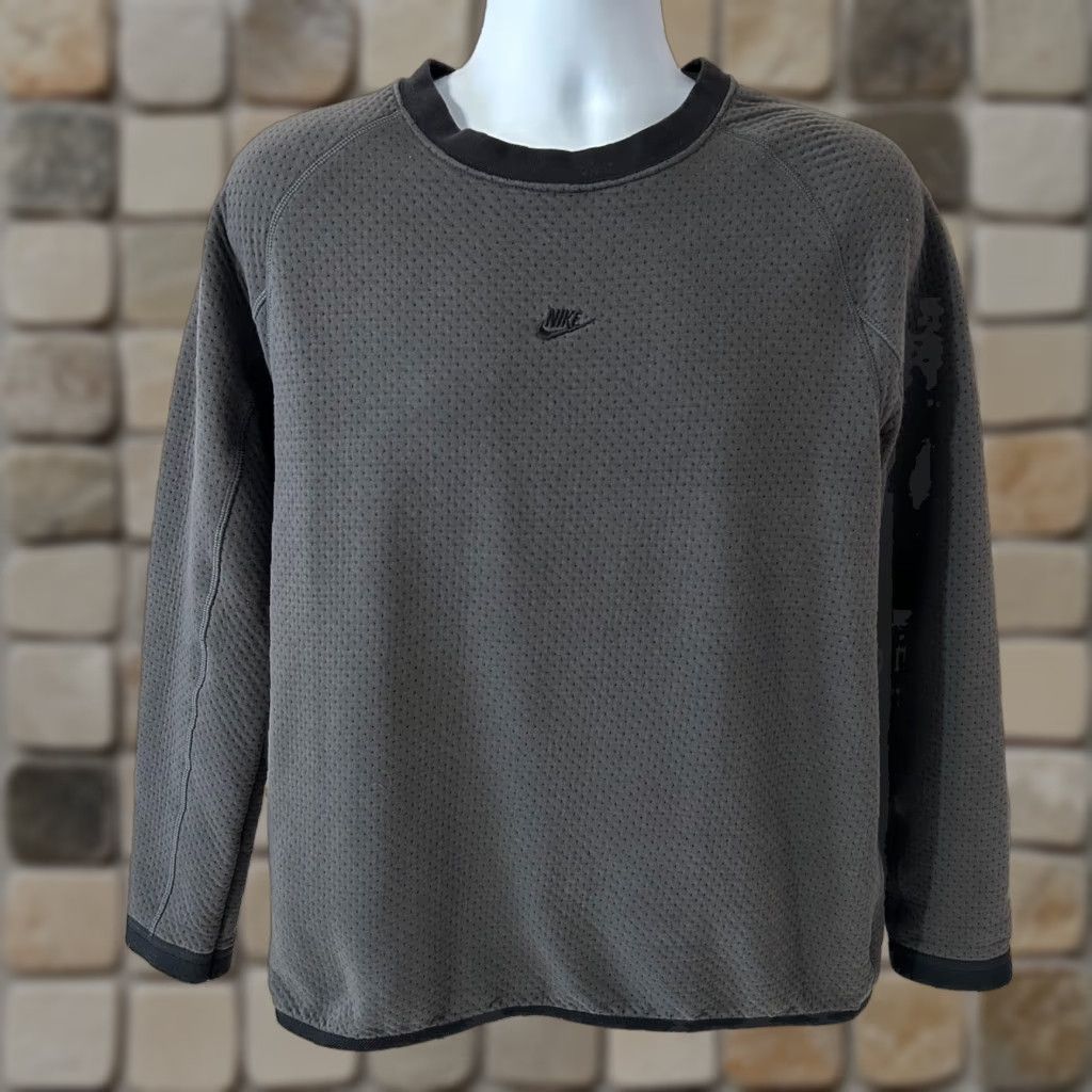Nike Nike Sportswear Therma-FIT ADV Tech Pack Long Sleeve Shirt Men L Gray DD6630-060 Size US L / EU 52-54 / 3 - 1 Thumbnail