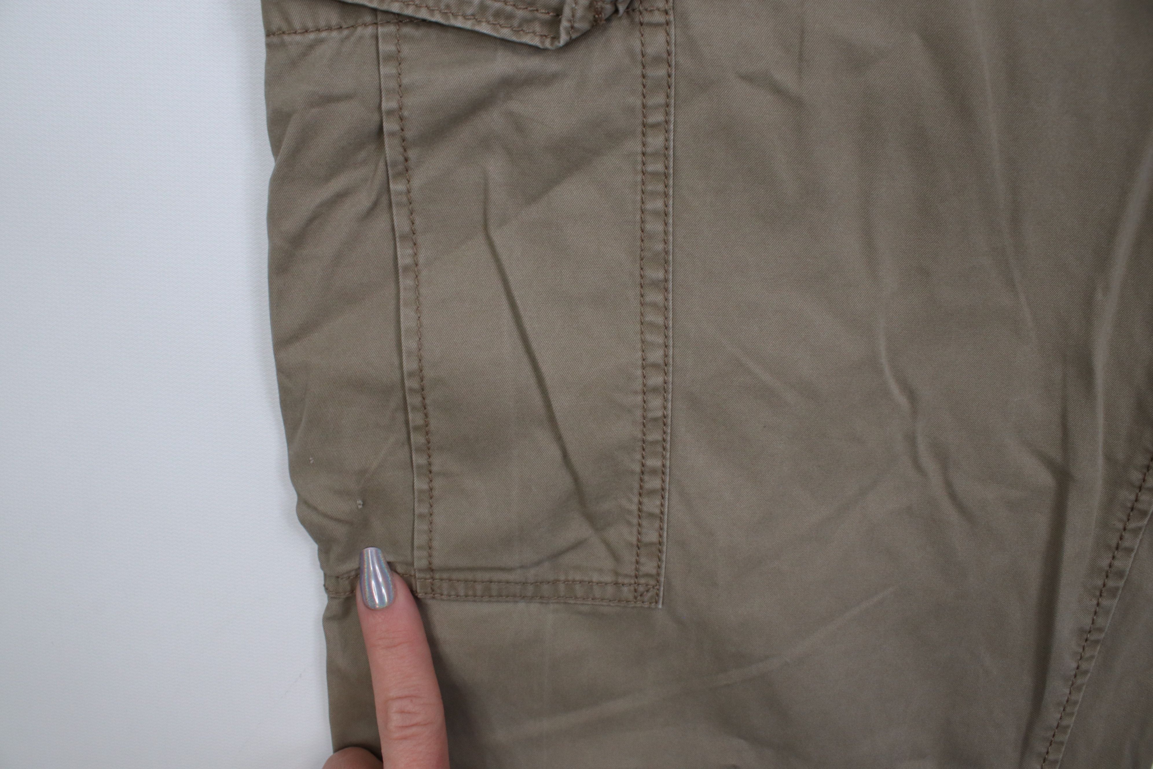 J.Crew Vintage J Crew Fit Premium Wide Leg Cargo Pants Beige Size US 34 / EU 50 - 6 Thumbnail