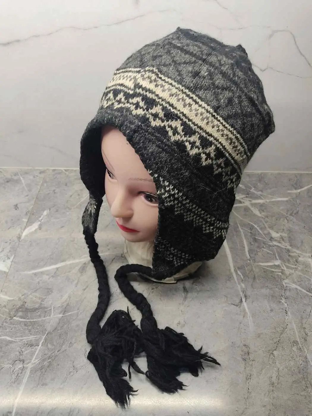 image of Vintage Unknown Japanese Knit Wool Earflap Beanie Hat in Mix, Men's