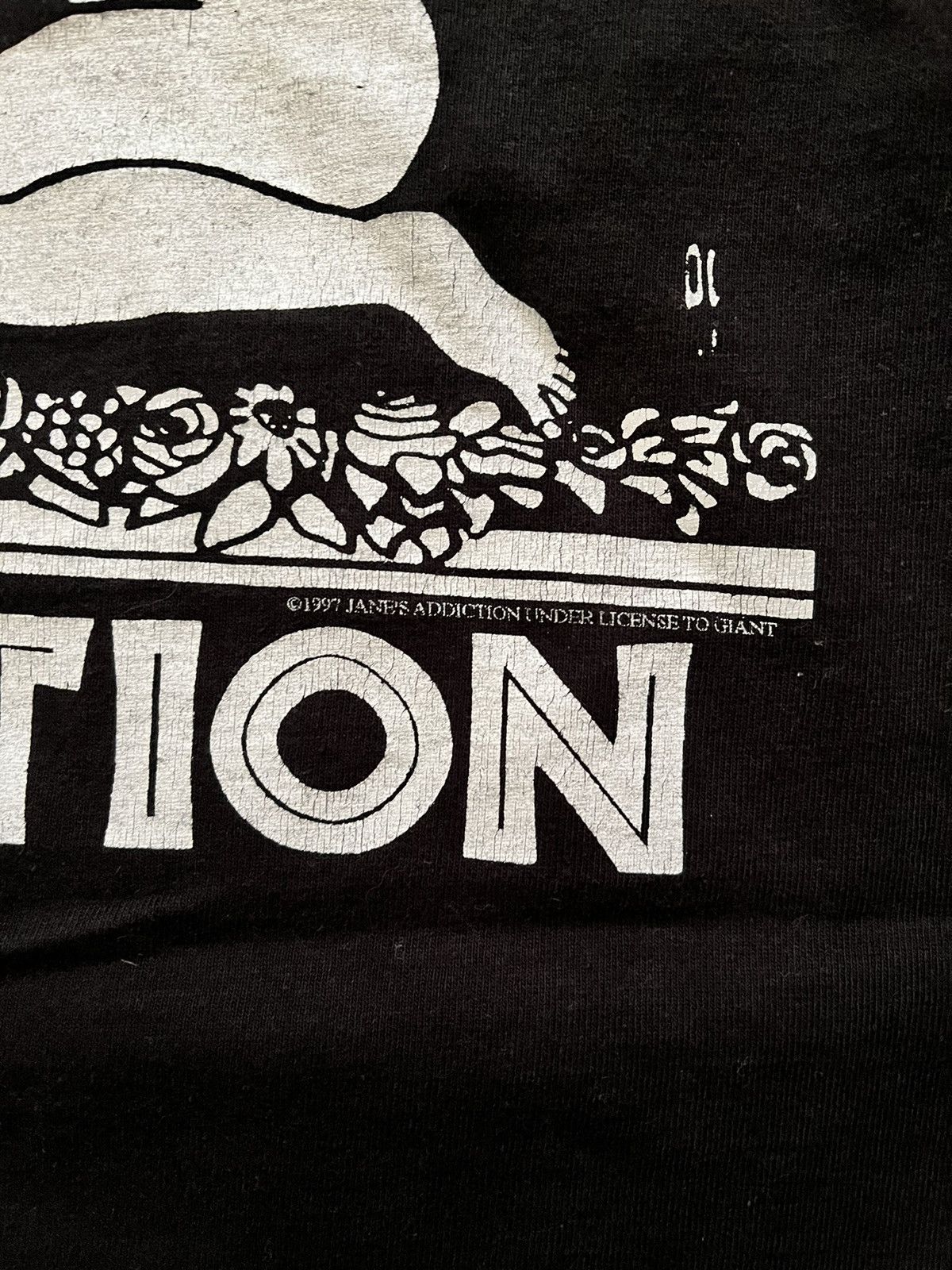 Band Tees Vintage Jane’s Addiction 1997 tour band t shirt Size US L / EU 52-54 / 3 - 3 Thumbnail