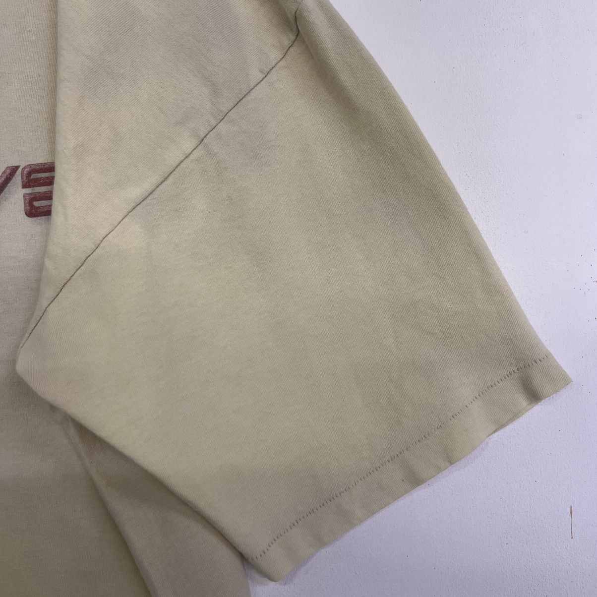 Quiksilver QUIKSILVER VINTAGE SURF SPELLOUT HEAVY WASH TSHIRT Size US XL / EU 56 / 4 - 6 Thumbnail