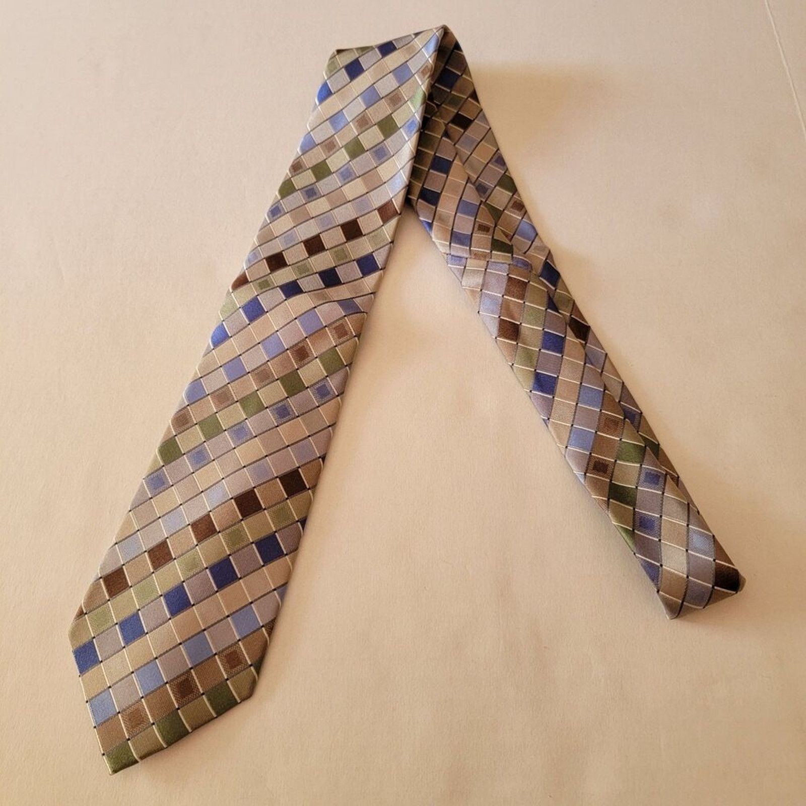 Kenneth Cole Kenneth Cole Reaction Tie Grey & Blues Diamonds - 100% Silk Size ONE SIZE - 3 Thumbnail