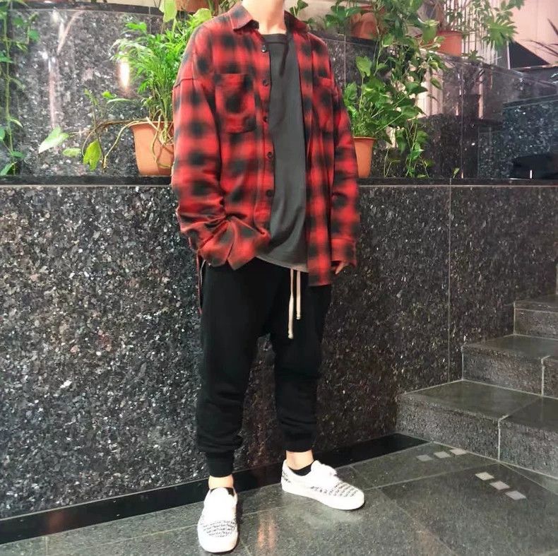 Fear of God Fear of God Render the red shirt Size US S / EU 44-46 / 1 - 7 Thumbnail