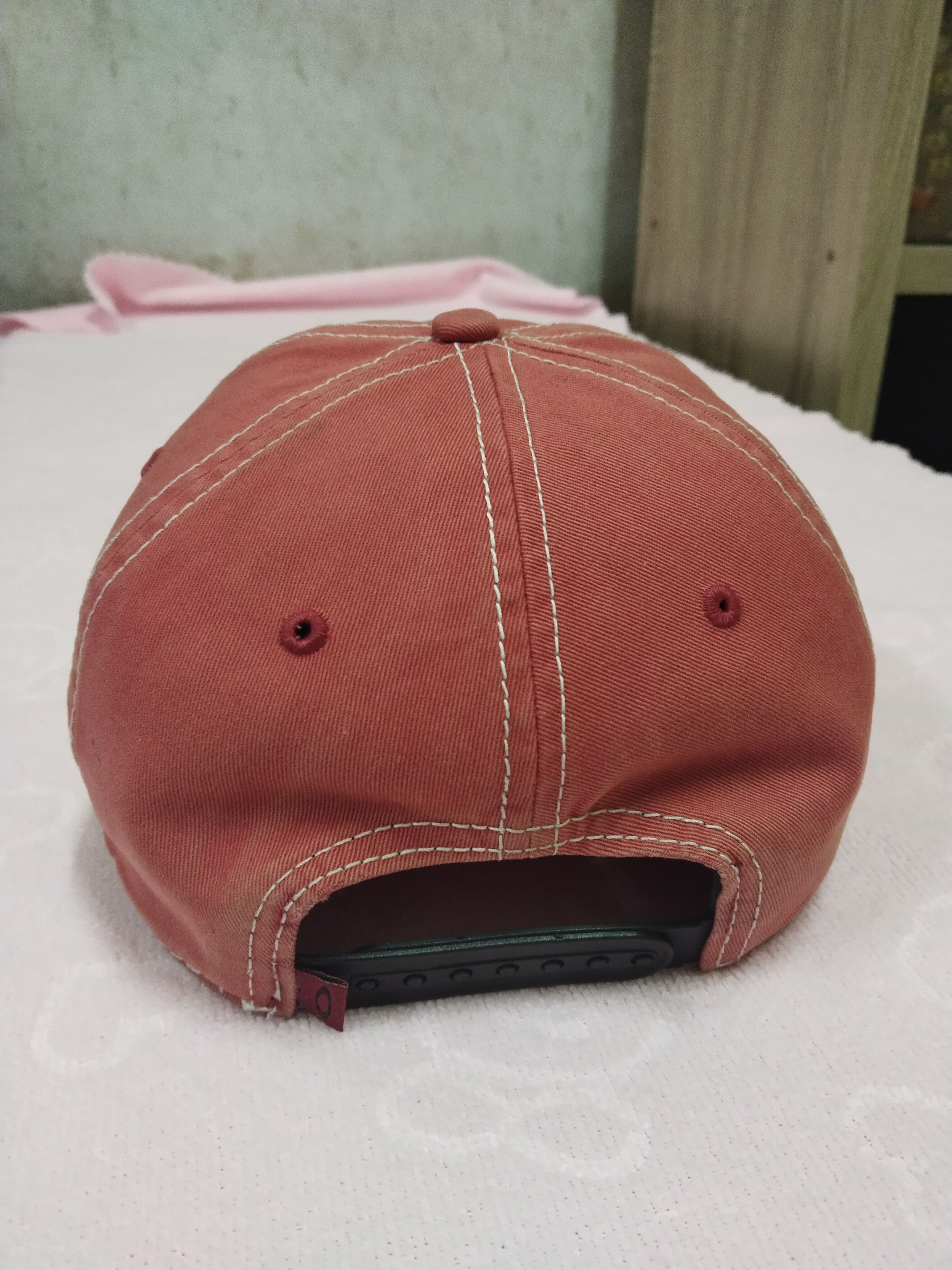 Oakley × Vintage VINTAGE SUN FADED OAKLEY RED POLO CAP Size ONE SIZE - 4 Thumbnail