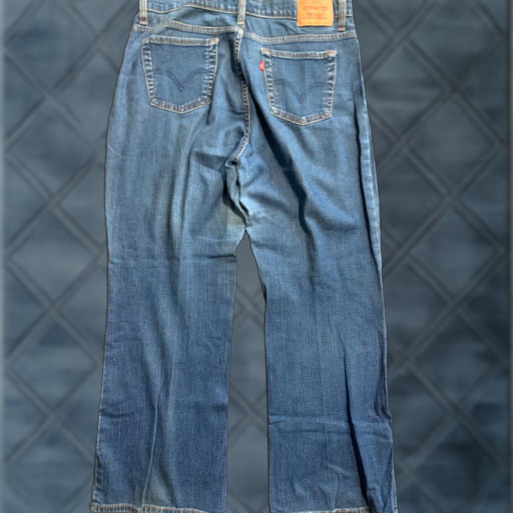 Vintage VINTAGE Levis? 512 Perfectly Slimming Boot Cut Jeans Women's 14P 30x29 Blue Denim Stretch 90s Designer Jeans Womens Size 36" / US 14 / IT 50 - 1 Thumbnail