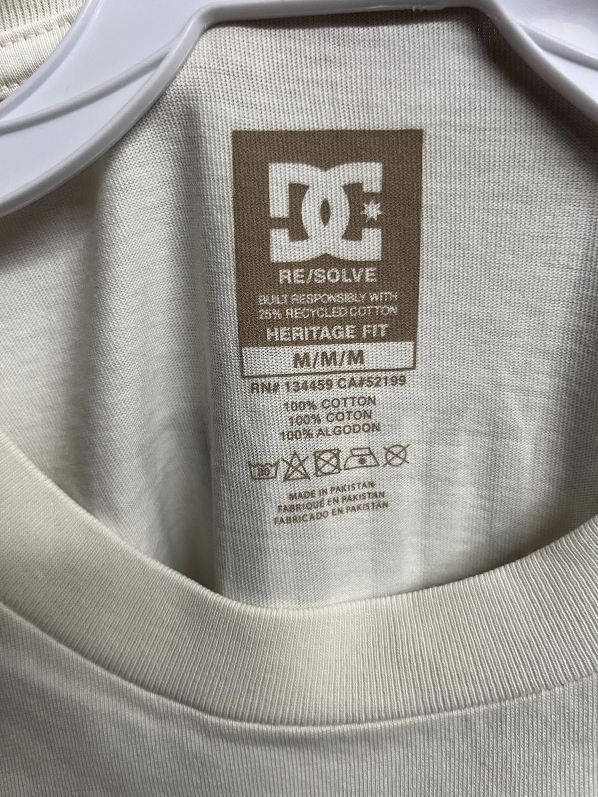 Designer DC Shoes T-shirt Planting Seeds Popping Cherries Tee -M Size US M / EU 48-50 / 2 - 3 Thumbnail