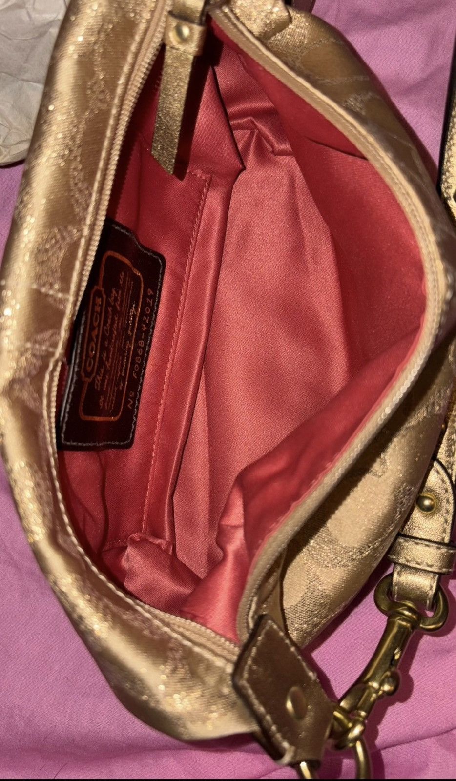 Coach Coach gold purse F0868–42019 Size ONE SIZE - 3 Thumbnail