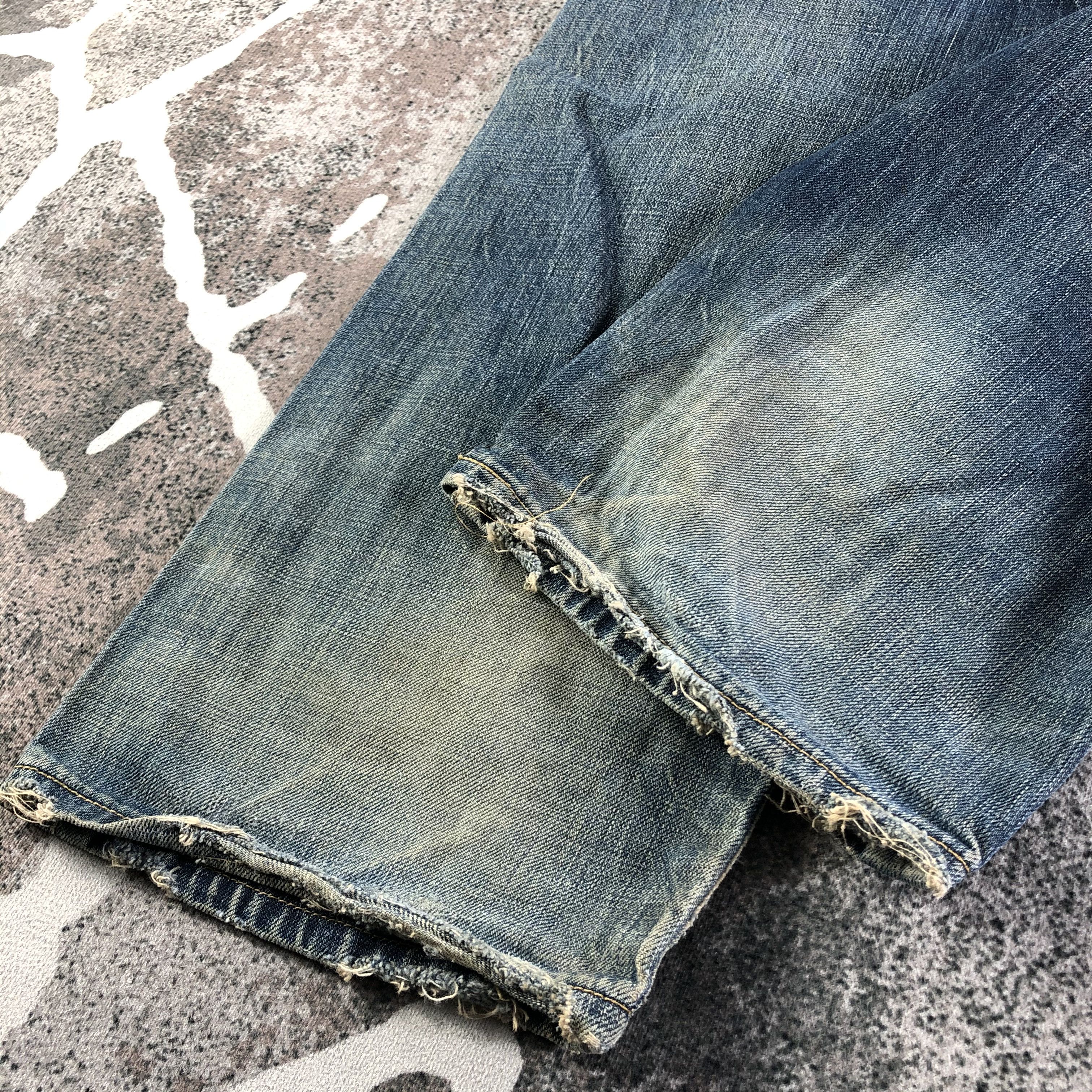 Levi's Vintage Levis 501 Jeans Distressed Denim KJ2947 Size US 32 / EU 48 - 6 Thumbnail