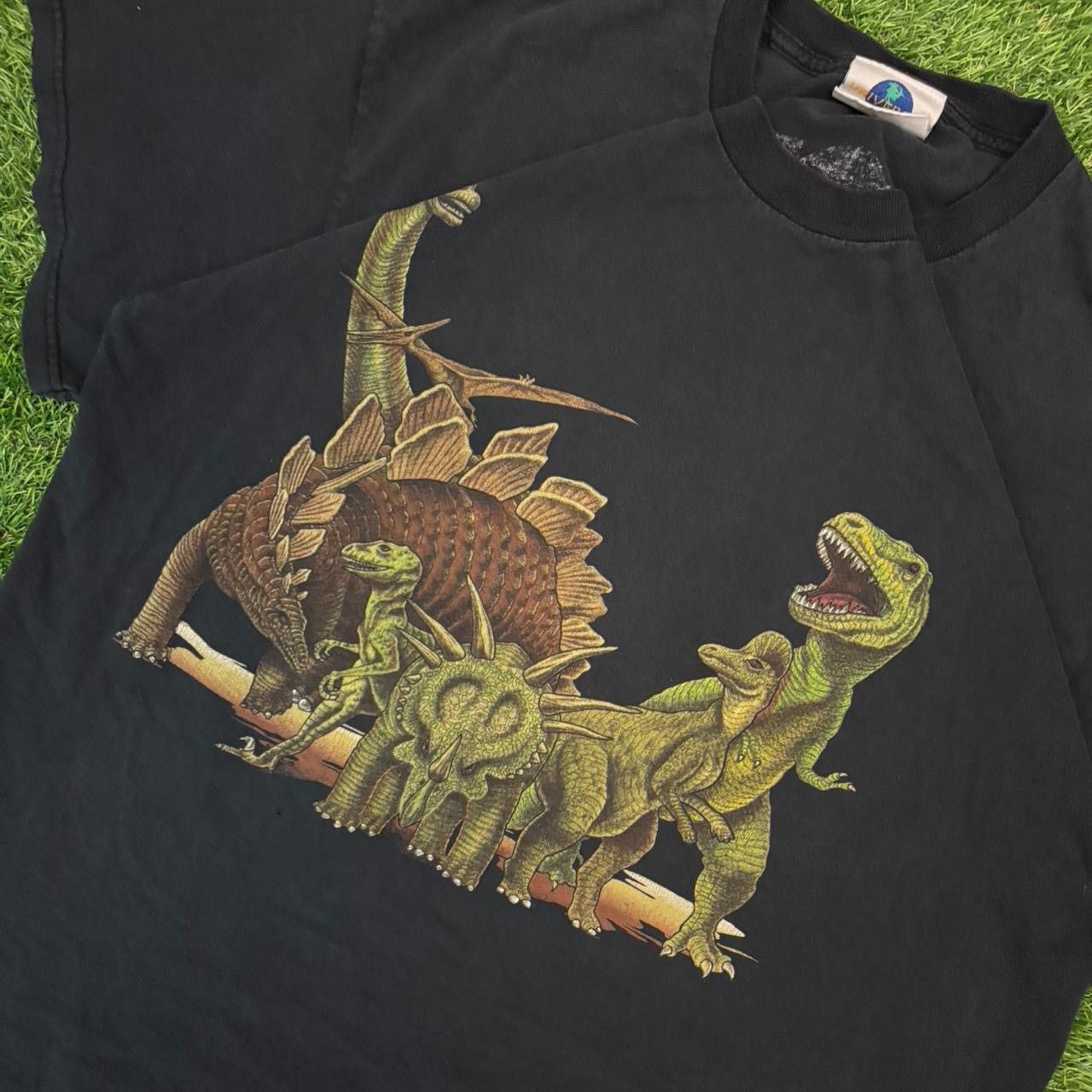Universal Studios Vintage Universal Studios 1996 Jurassic Park Tee Size Large Size US L / EU 52-54 / 3 - 2 Thumbnail