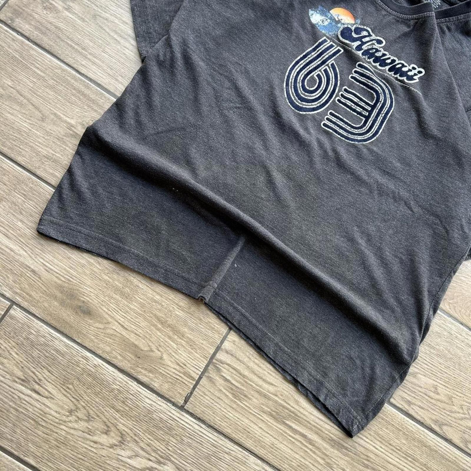 Designer Vintage No Boundaries Hawaii Surfwear T-Shirt Size US M / EU 48-50 / 2 - 5 Thumbnail