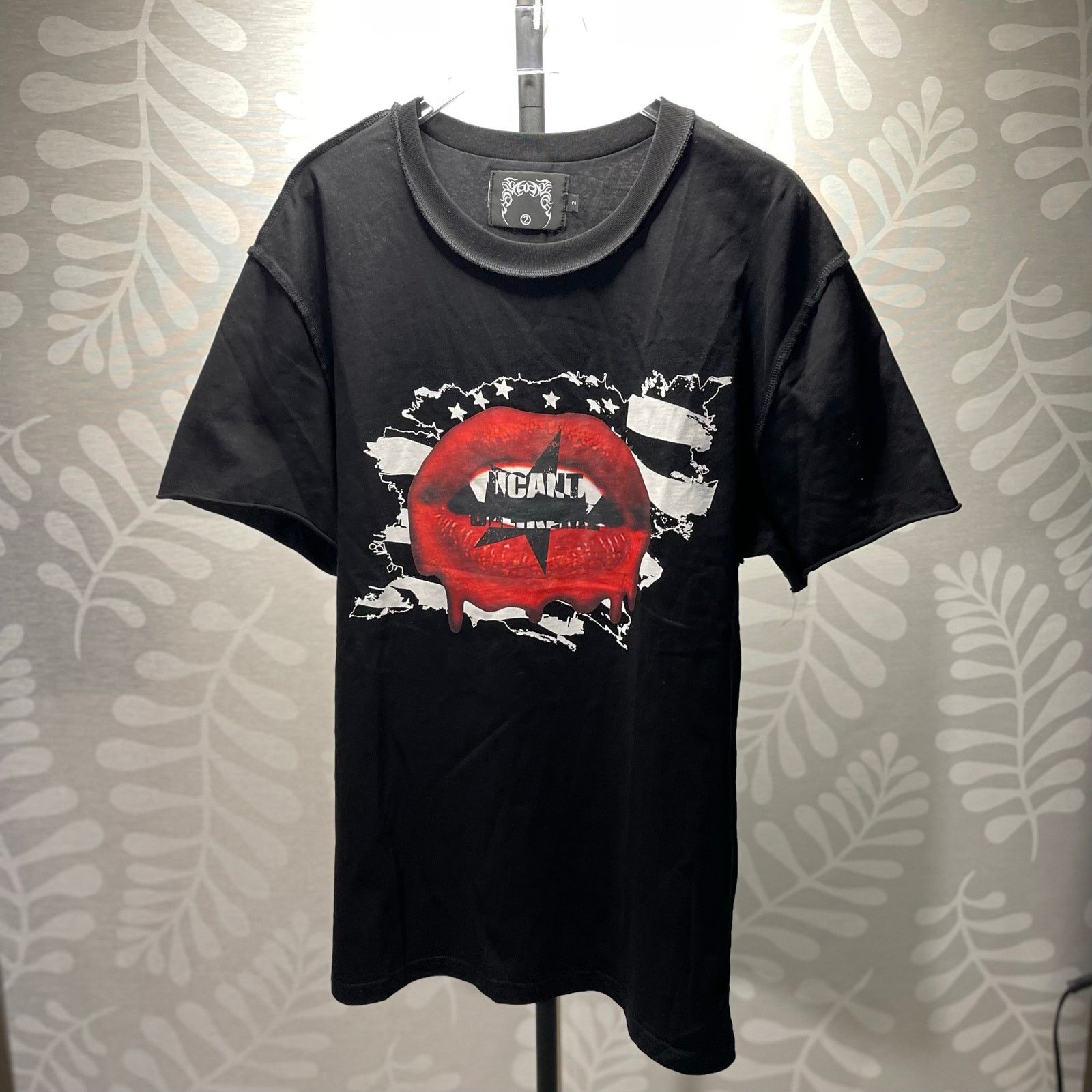 Japanese Brand Y2K Mouth Graphic T-Shirt Men’s size M Black Red Lips Tee Size US M / EU 48-50 / 2 - 1 Thumbnail
