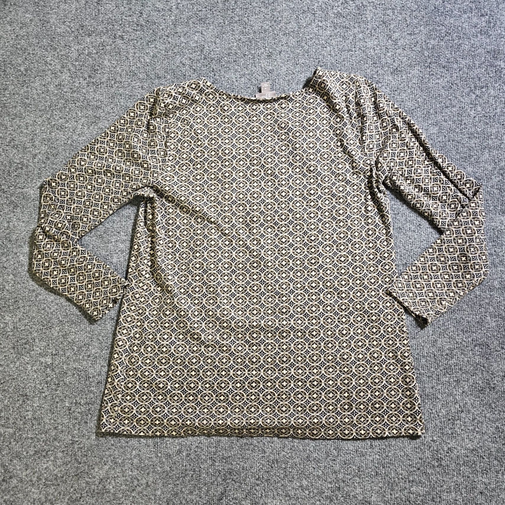 J. Jill J. Jill Top Shirt Womens Medium Beige Black Pleating 3/4 Sleeve Pullover Casual Career Geometric Knit Blouse Capable of Business Women Men? Size M / US 6-8 / IT 42-44 - 7 Thumbnail