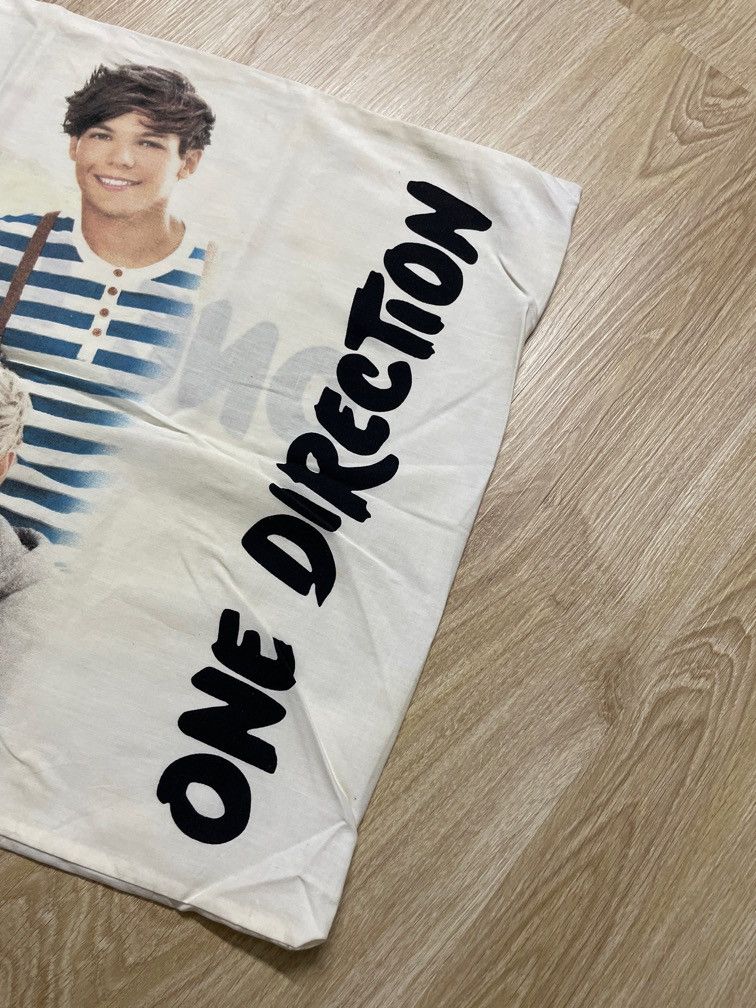 Band Tees × Vintage Vintage One Direction Pillow Case Size ONE SIZE - 4 Thumbnail
